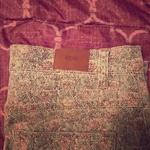 Unique vintage BDG skinny jeans